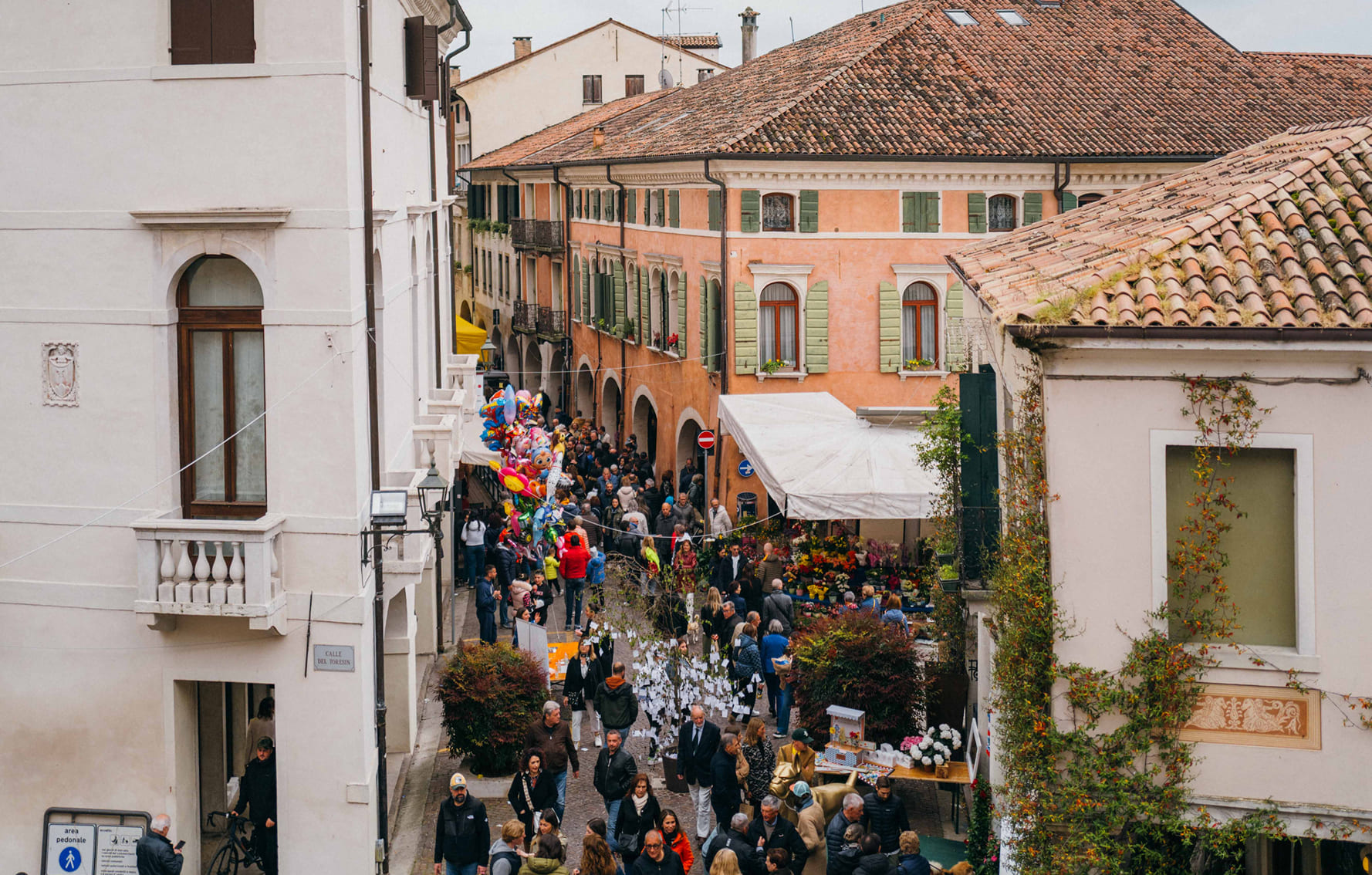 Pubblico agli eventi nel centro di Oderzo