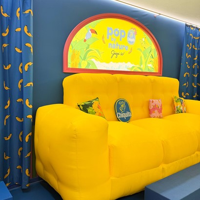 divano-giallo-chiquita-design-week