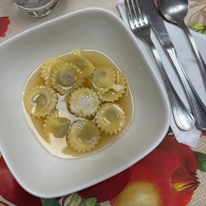 anolini-in-brodo-team-buliding-ncl