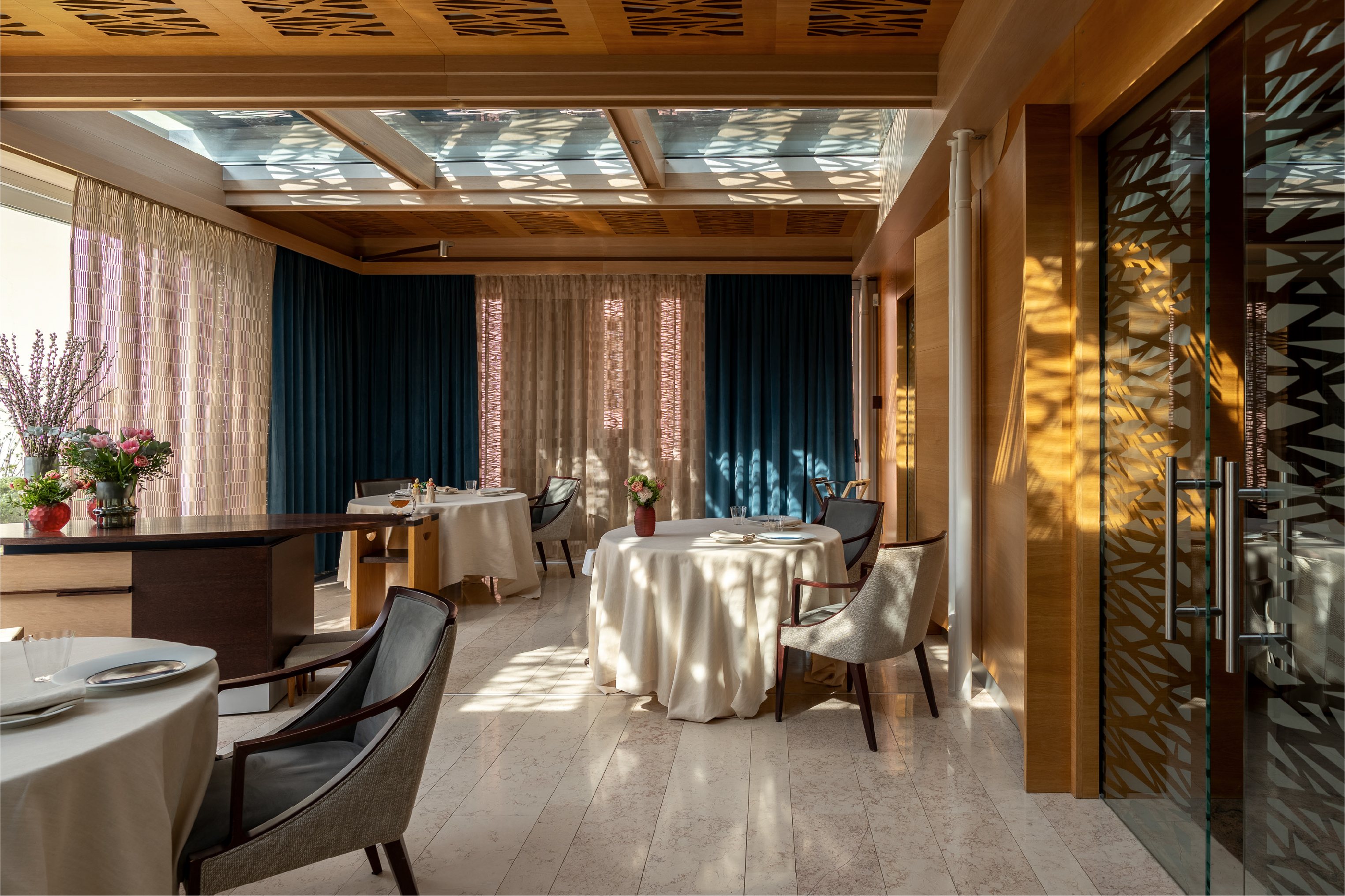 Sala del ristorante Agli Amici 1887 raccontata con shooting photo e video