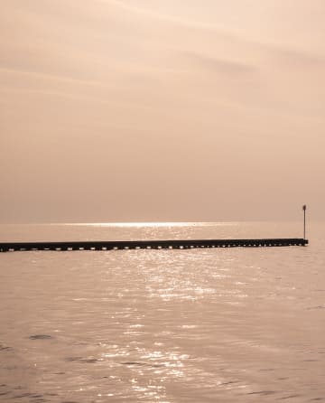 Dettaglio arredi del CBC Beach Club in riva al mare