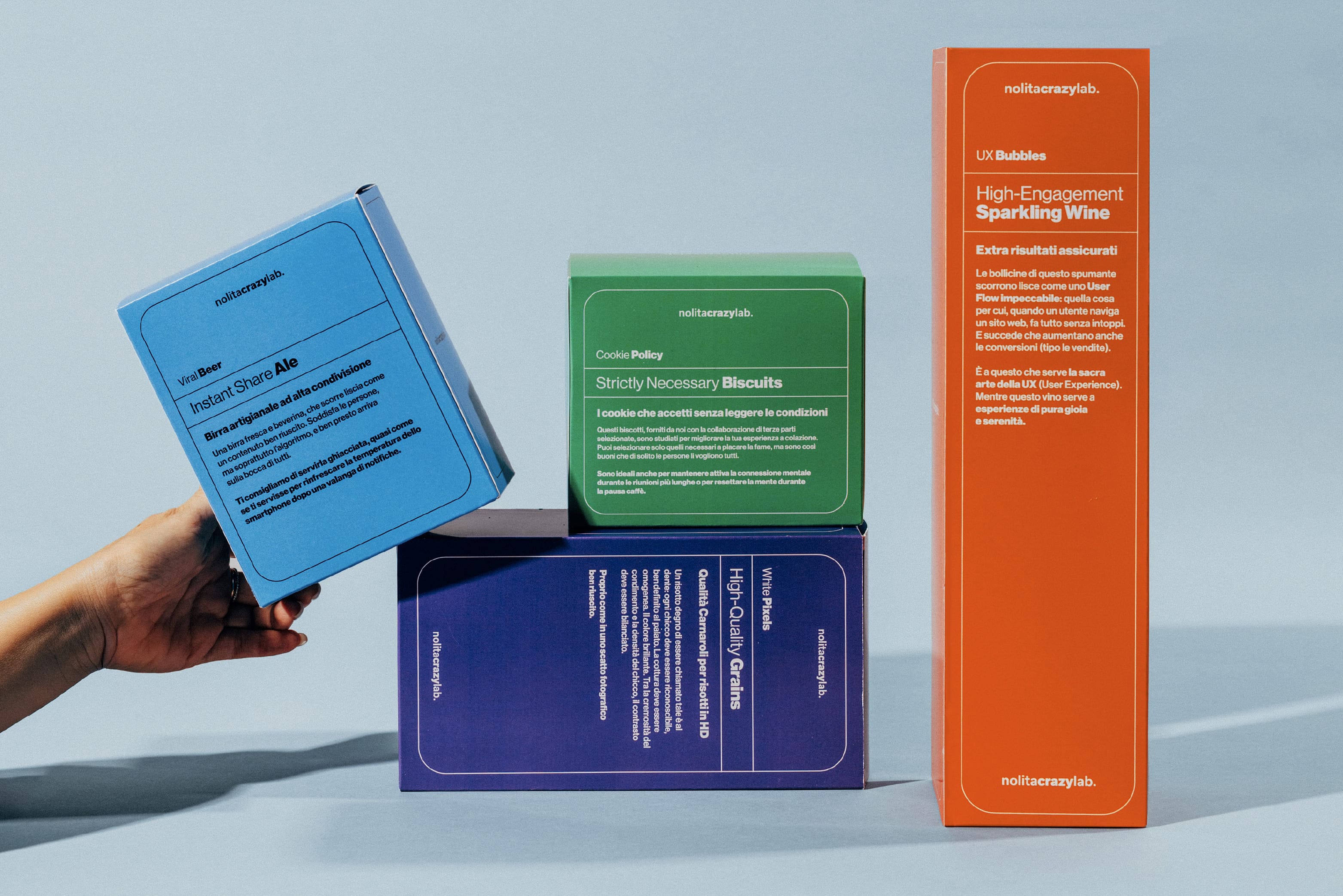 Progetto di box natalizia brandizzata per comunicazione food and beverage