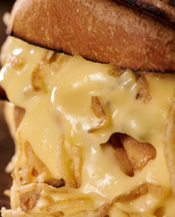 Burger gourmet fotografato per Burger Brothers